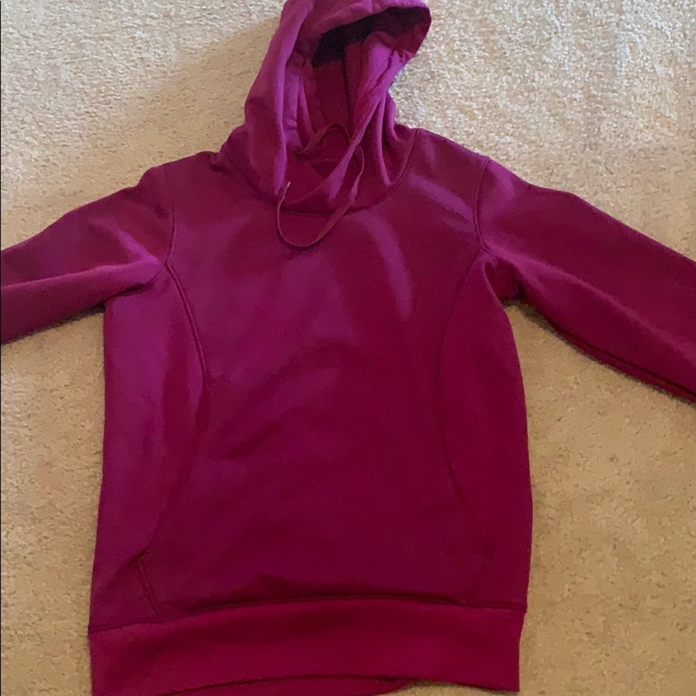 Under armour sweatshirt